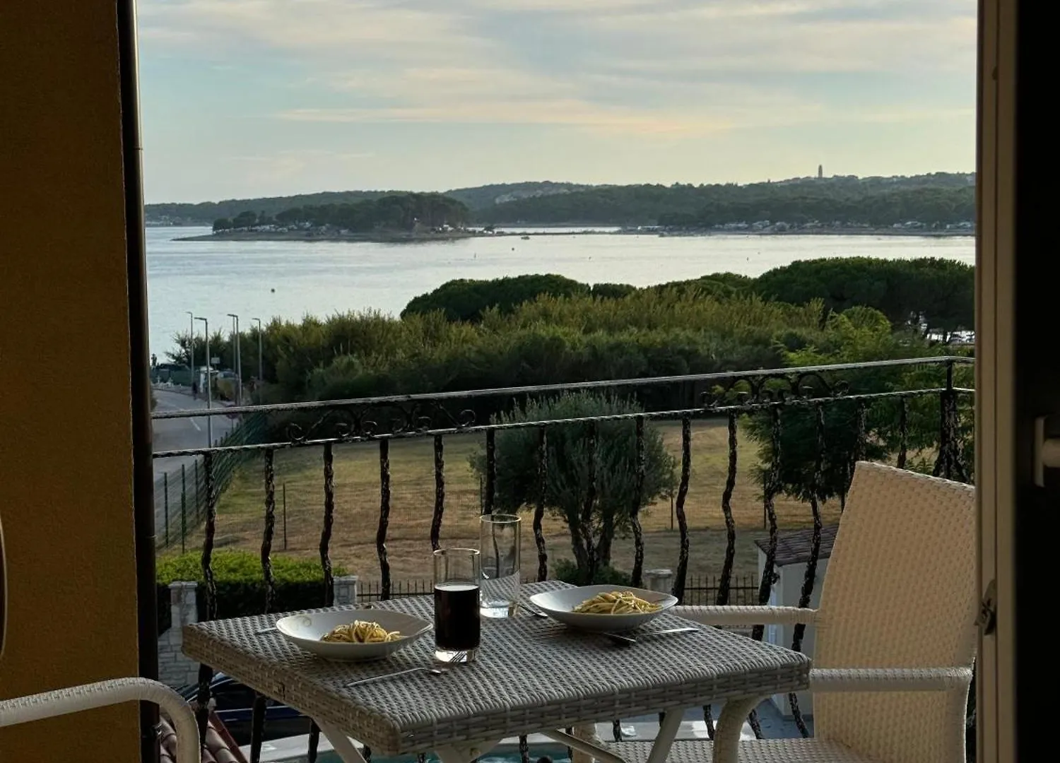Apartment Mali Raj Medulin Croatia