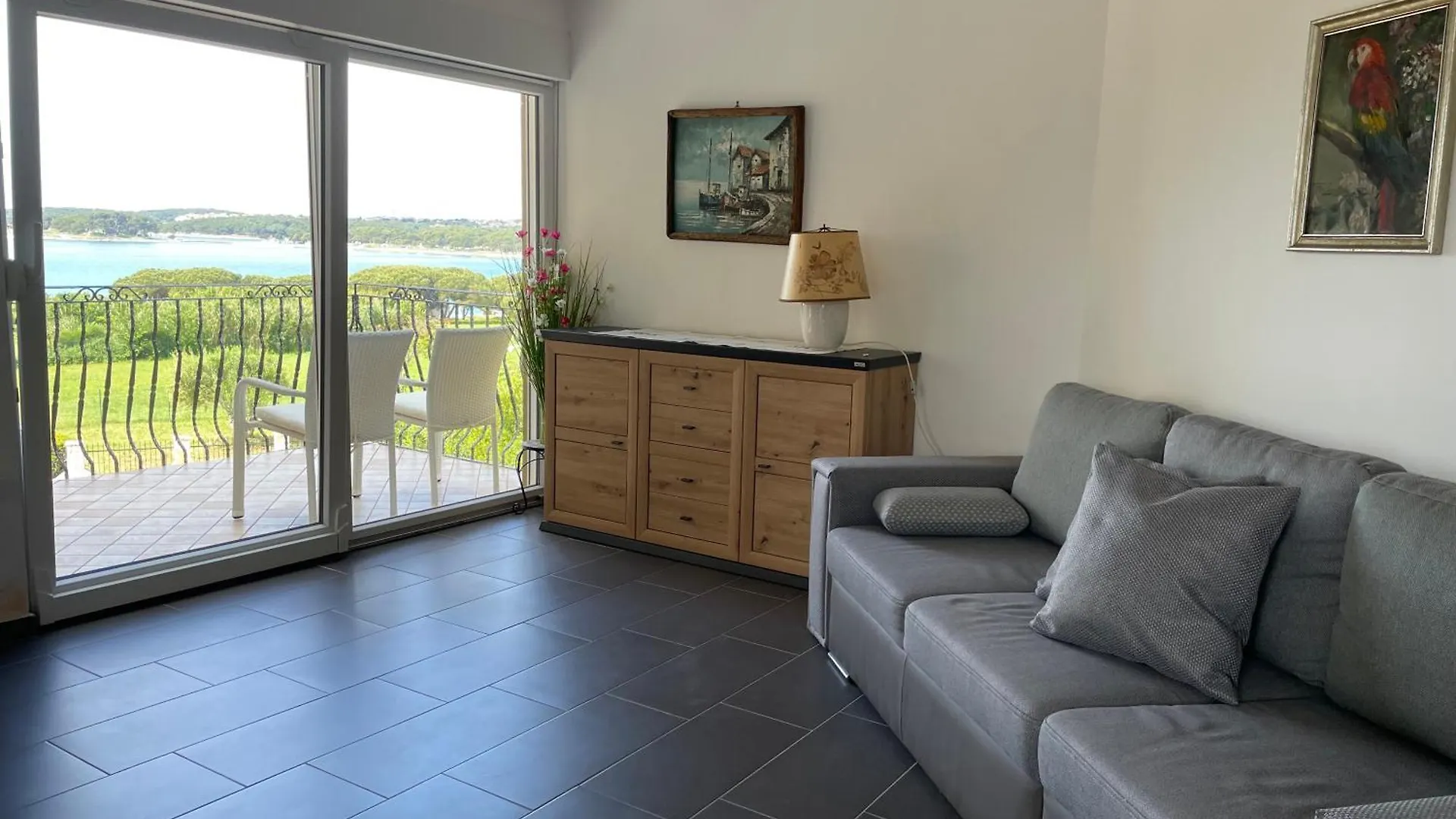 מדולין Apartment Mali Raj